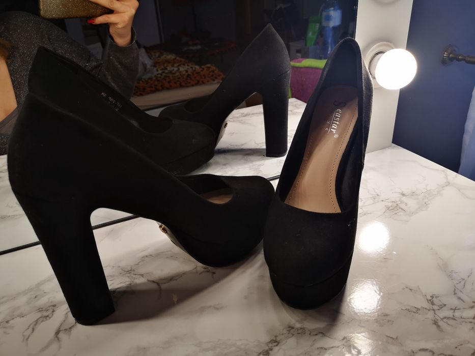 Sprzedam buty na słupku i platformie