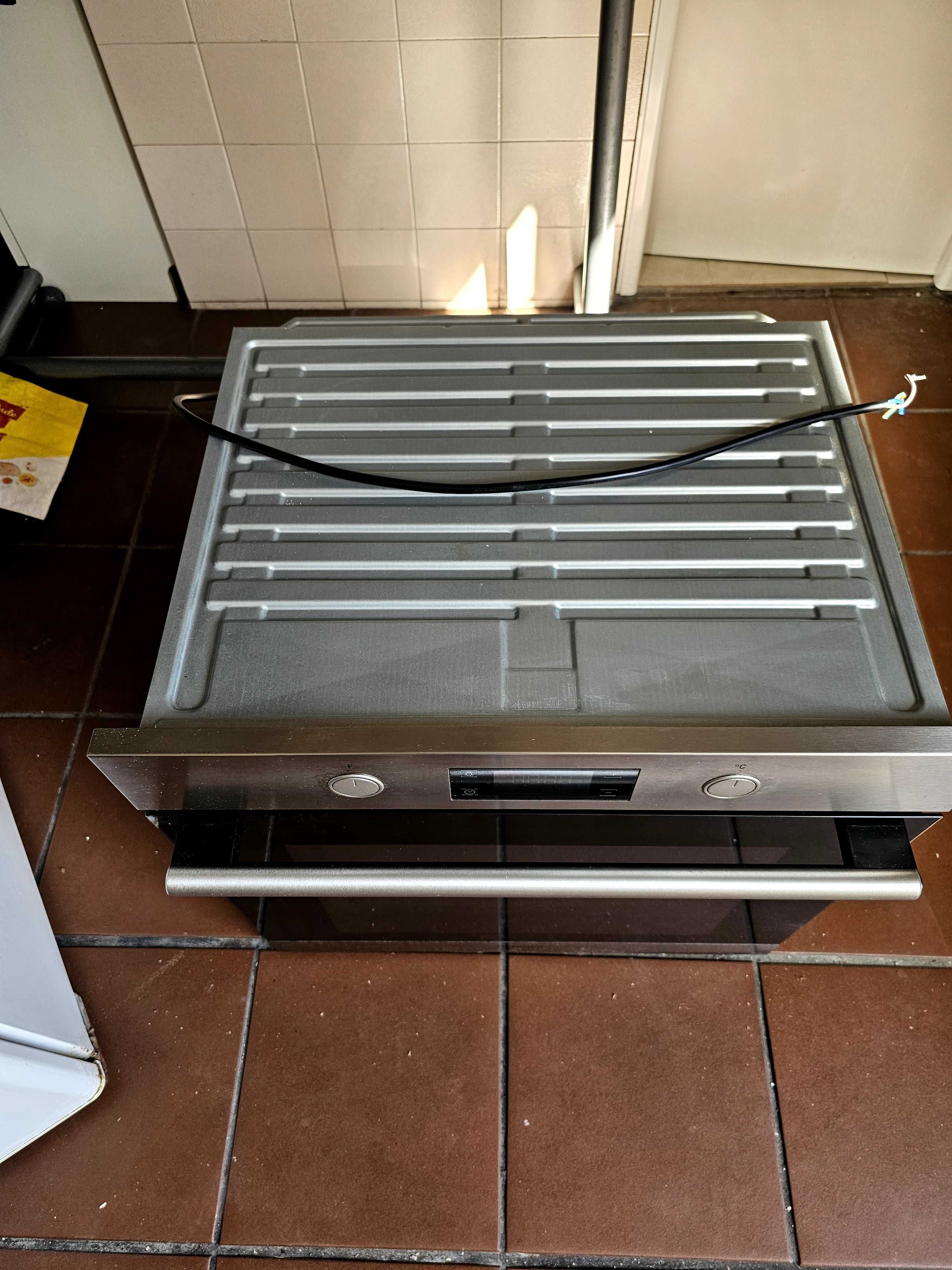 Forno encastrar Marca Hotpoint