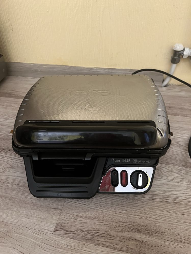 Гриль Tefal в чудовому стані