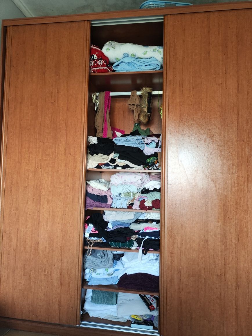 Roupeiro com 3 portas de correr em carvalho 220x200x70
