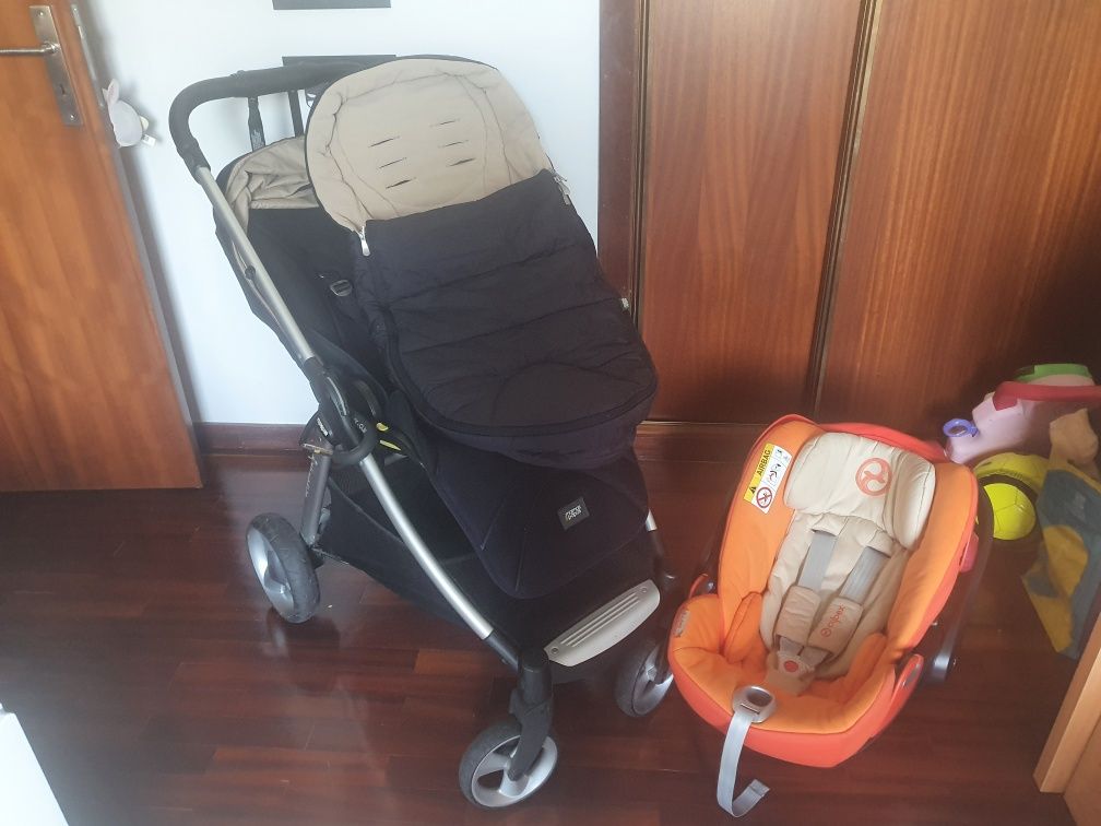 Conjunto carrinho Mamas and Papas Armadillo Flip Xt + cadeira auto Cyb