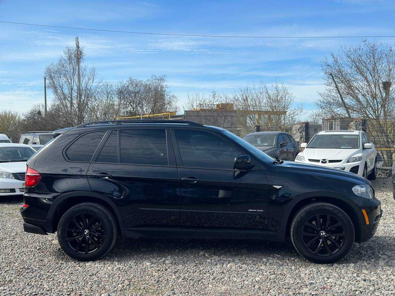 Авто BMW X5 2011