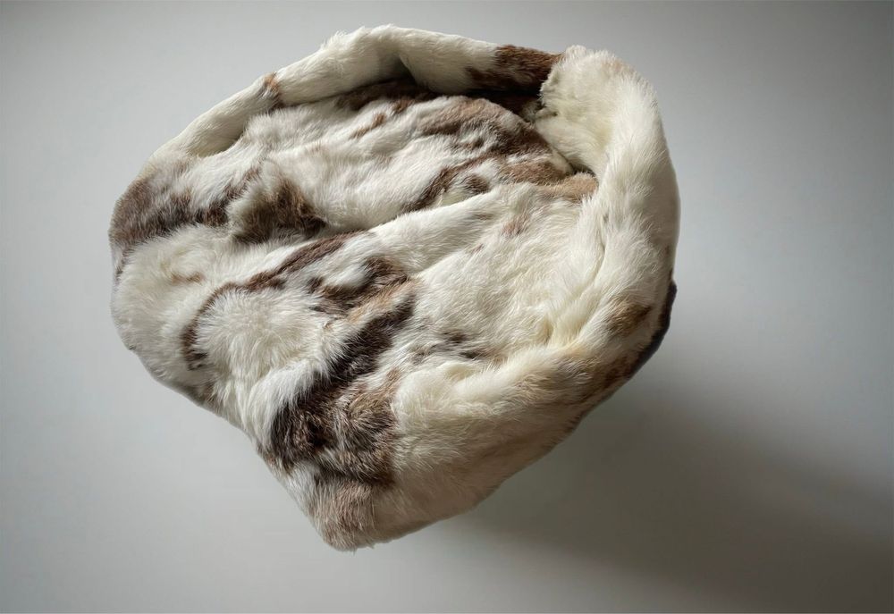 Legowisko mały kot pies  45cm x 45cm futro naturalne królik upcykling