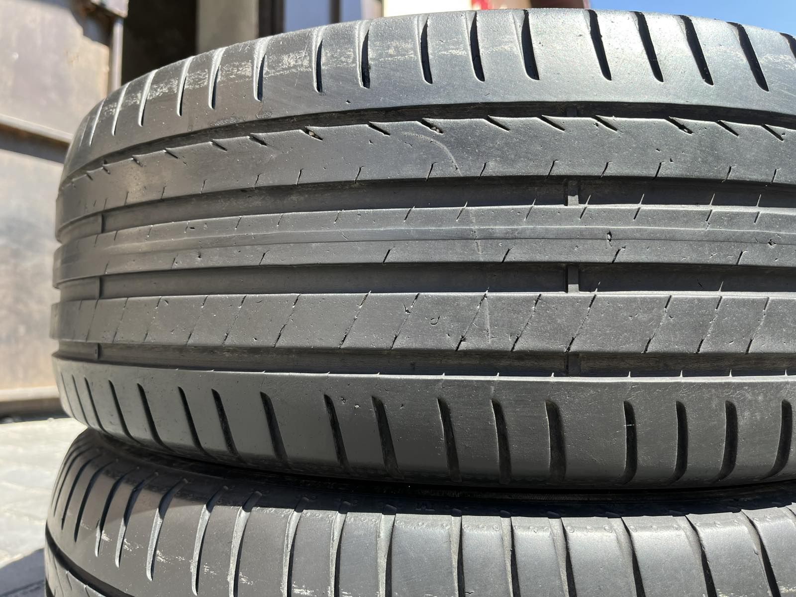 Резина 215/60 R16 Pirelli 4 летние шины