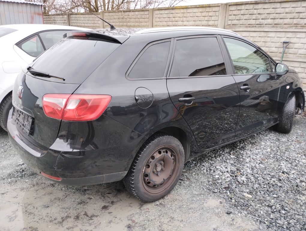 Drzwi prawe przednie seat Ibiza kombi IV 6J pasażera czarne kompletne