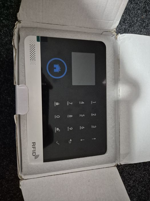 Sistema de Alarme Inteligente da Tuya