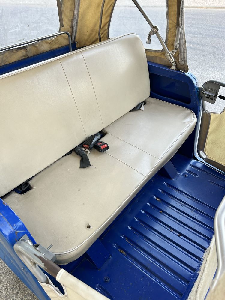 Tuk Tuk Piaggio APE 200
