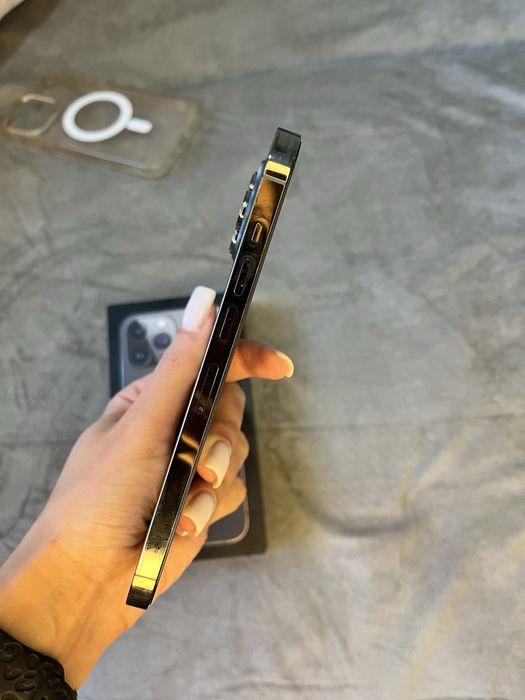 Продам iphone 13 pro max 128