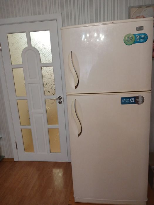 Продам б/у холодильник Черкаси