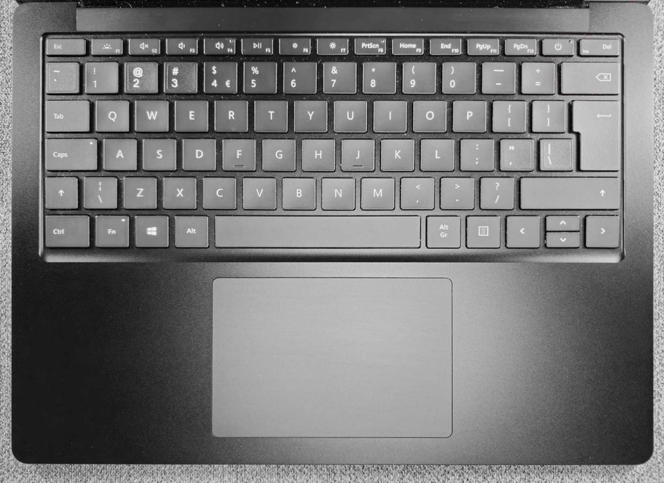 Microsoft Surface Laptop 5 13,5" Core i5-1245U 16 GB RAM 1000 GB SSD