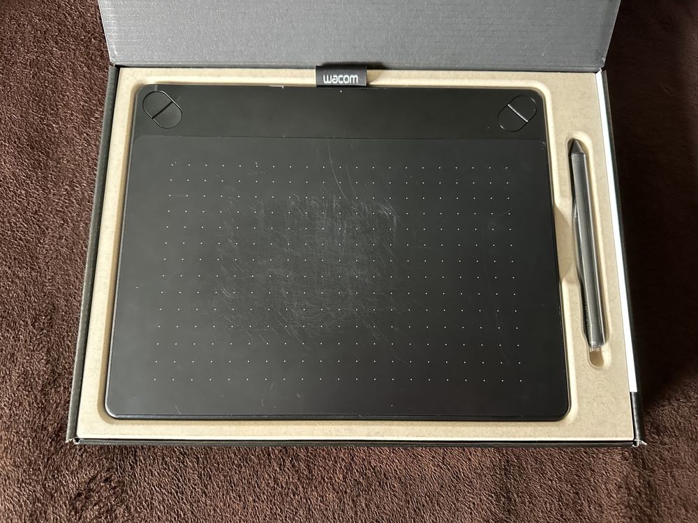 Tablet graficzny piórkowy Wacom Intuos 3D M rysik