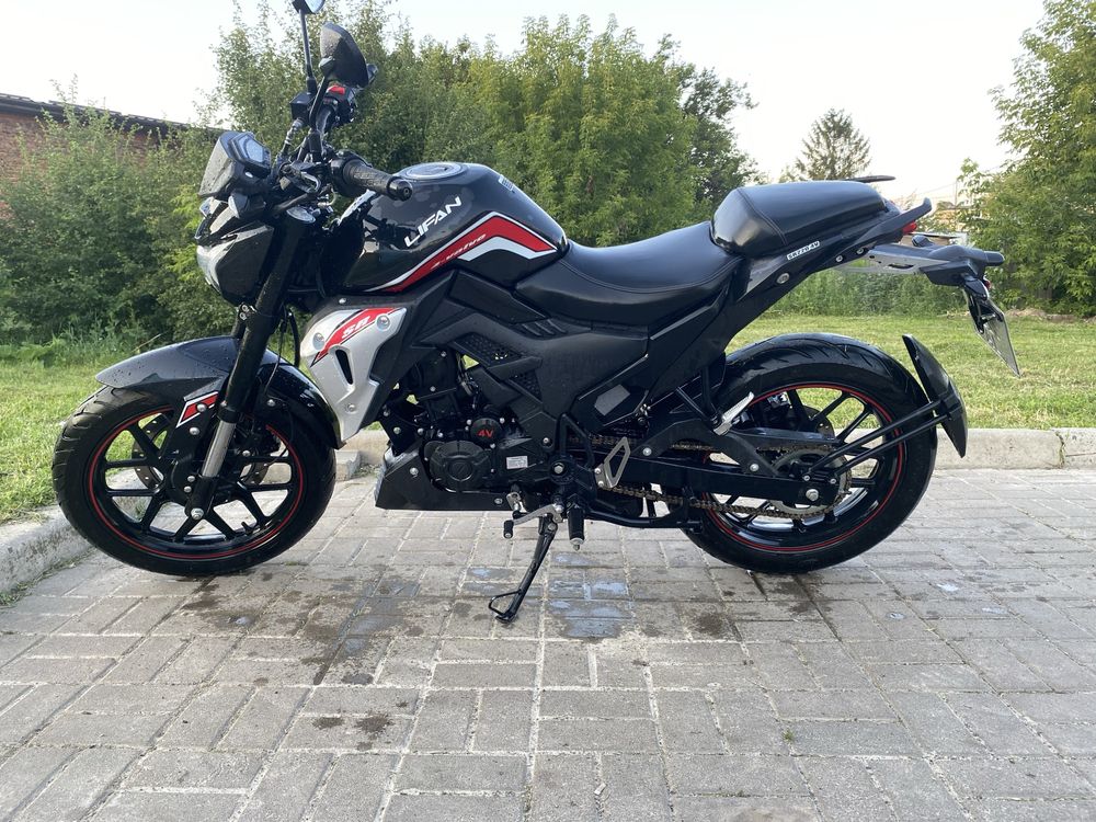 LIFAN SR 220 4 V