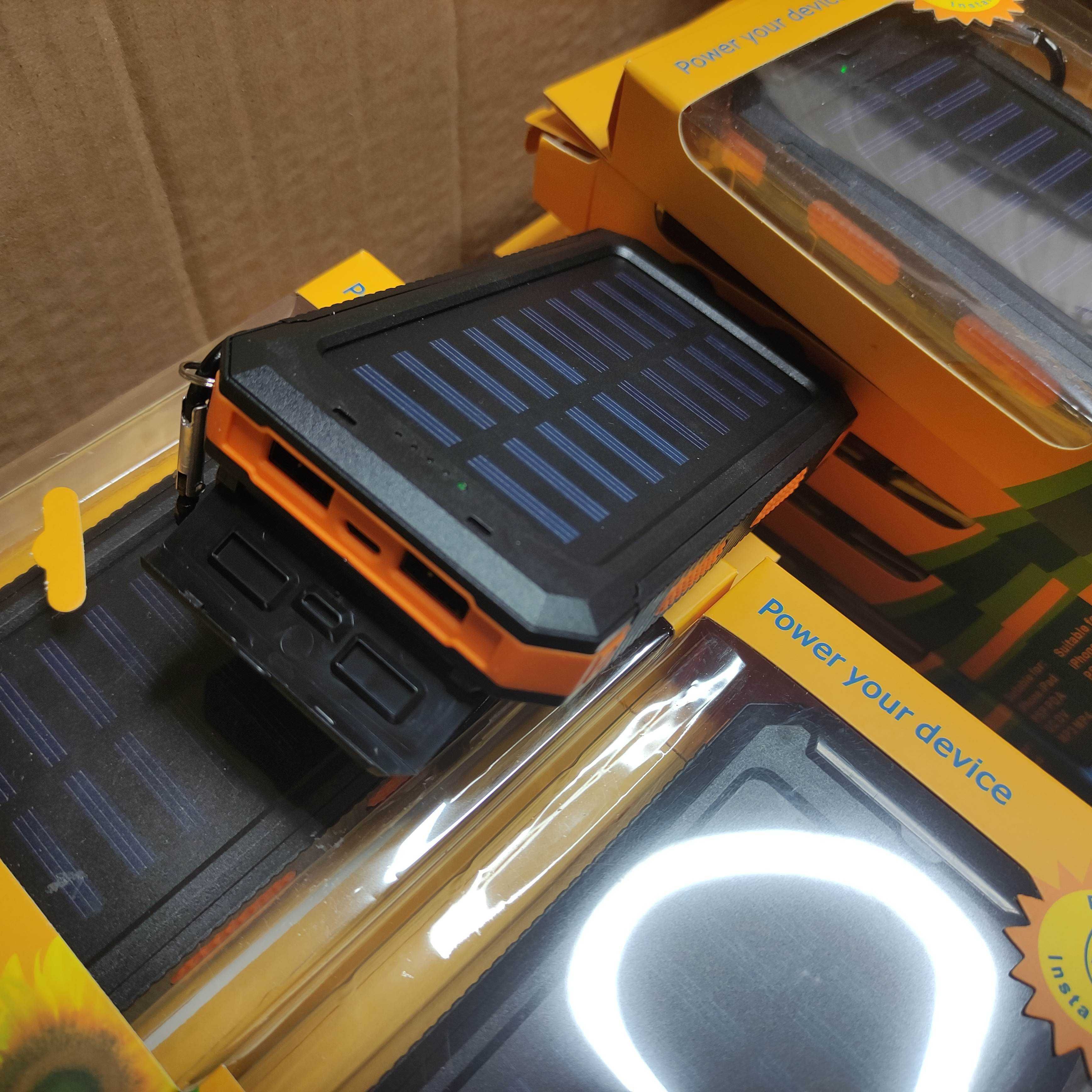 Повербанк + мощный фонарь Waterproof Solar PowerBank 20000mah Compas