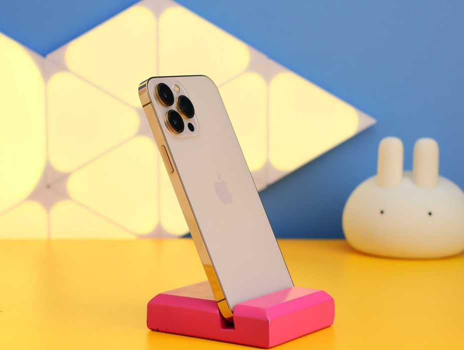 Смартфон Apple iPhone 13 Pro Max 256GB Gold (151199) Б/У З ГАРАНТІЄЮ