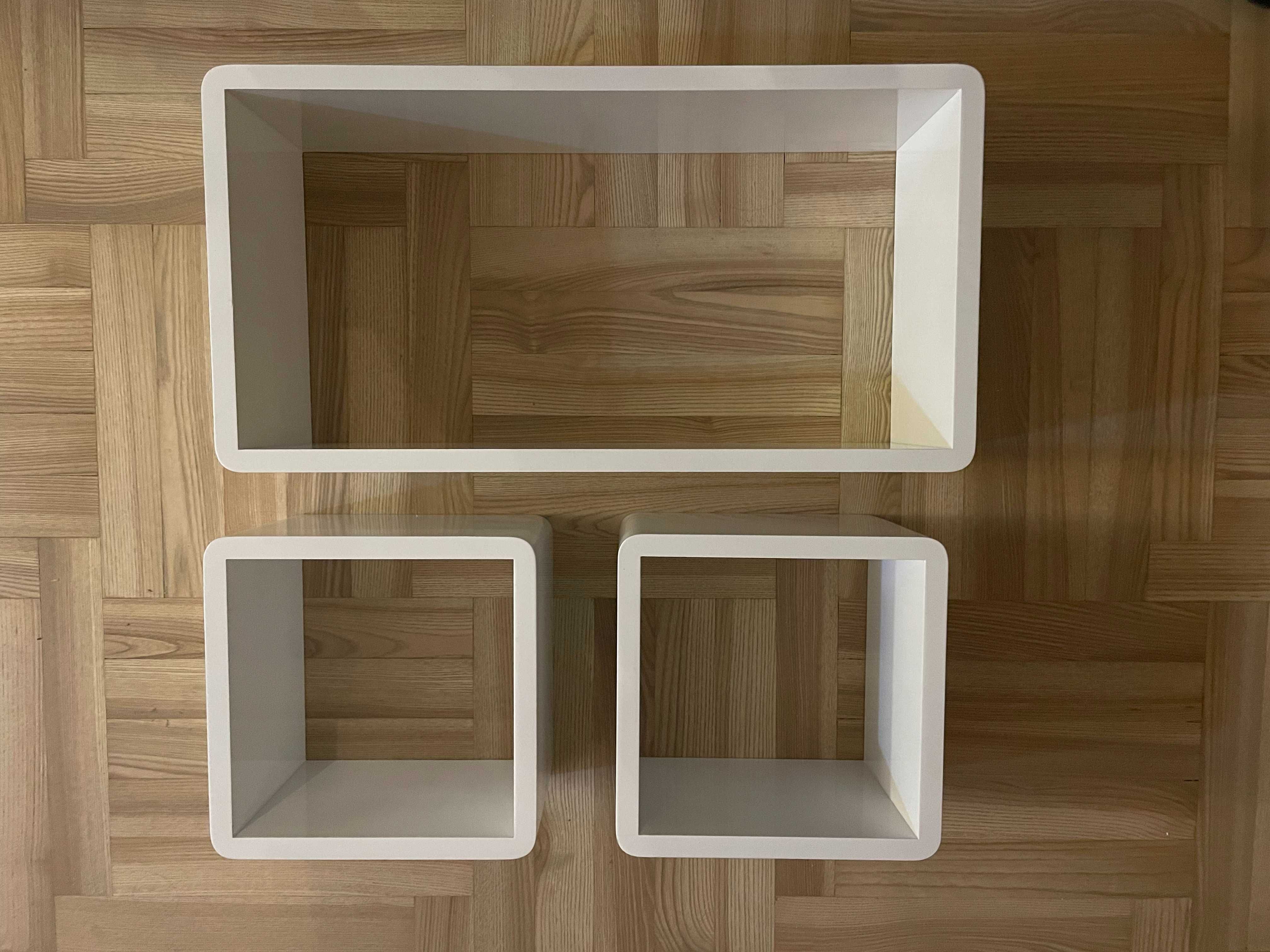 Półki kubiki kwadrat prostokąt białe