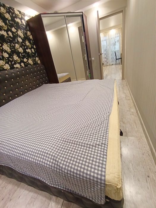 Продам  Квартиру. Черёмушки.