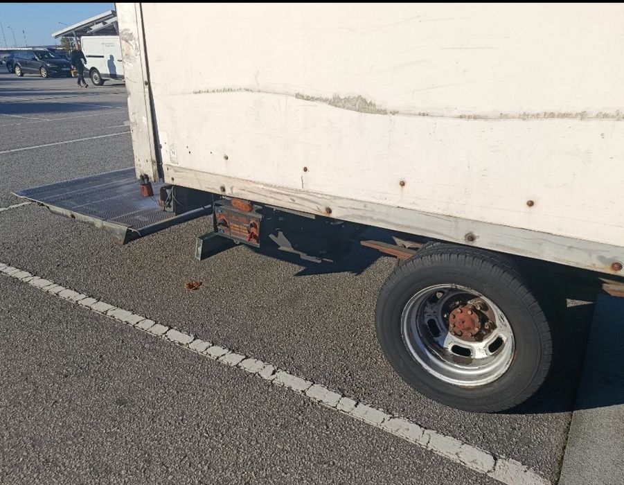 Iveco Daily C35 com Plataforma