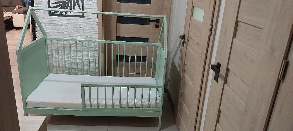 Sprzedam łóżeczko