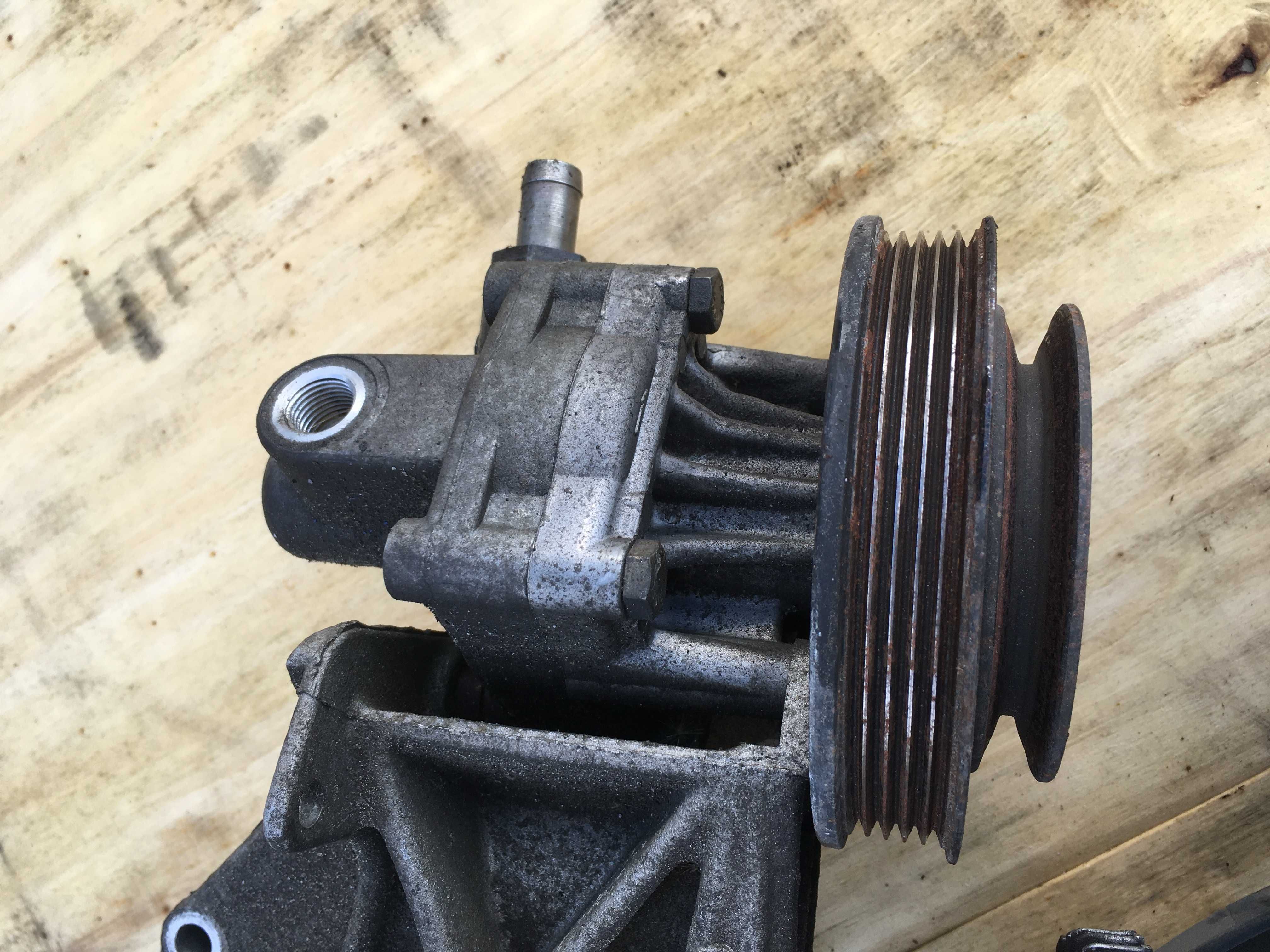 alternator pompa visco audi a4 1,6 benzyna 97 rok