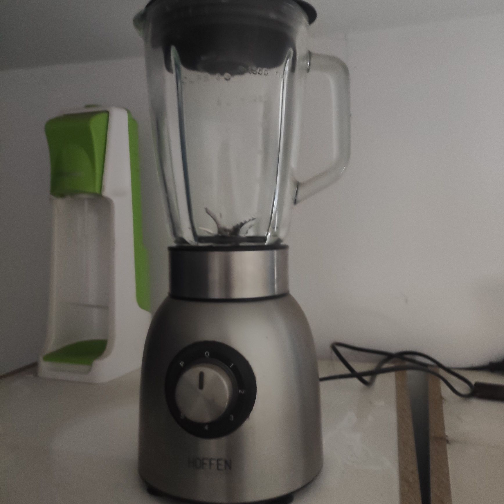 Blender kielichowy .