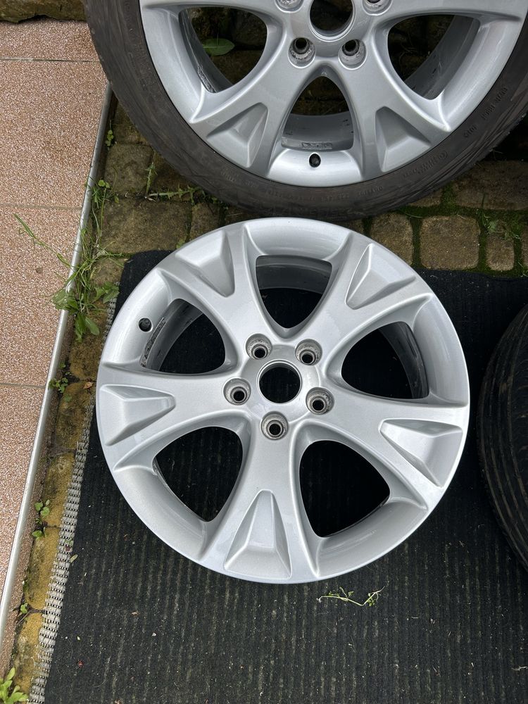 ПРОДАМ оригінальні литі диски  7j х 17h2 et54 Skoda R17 5x112