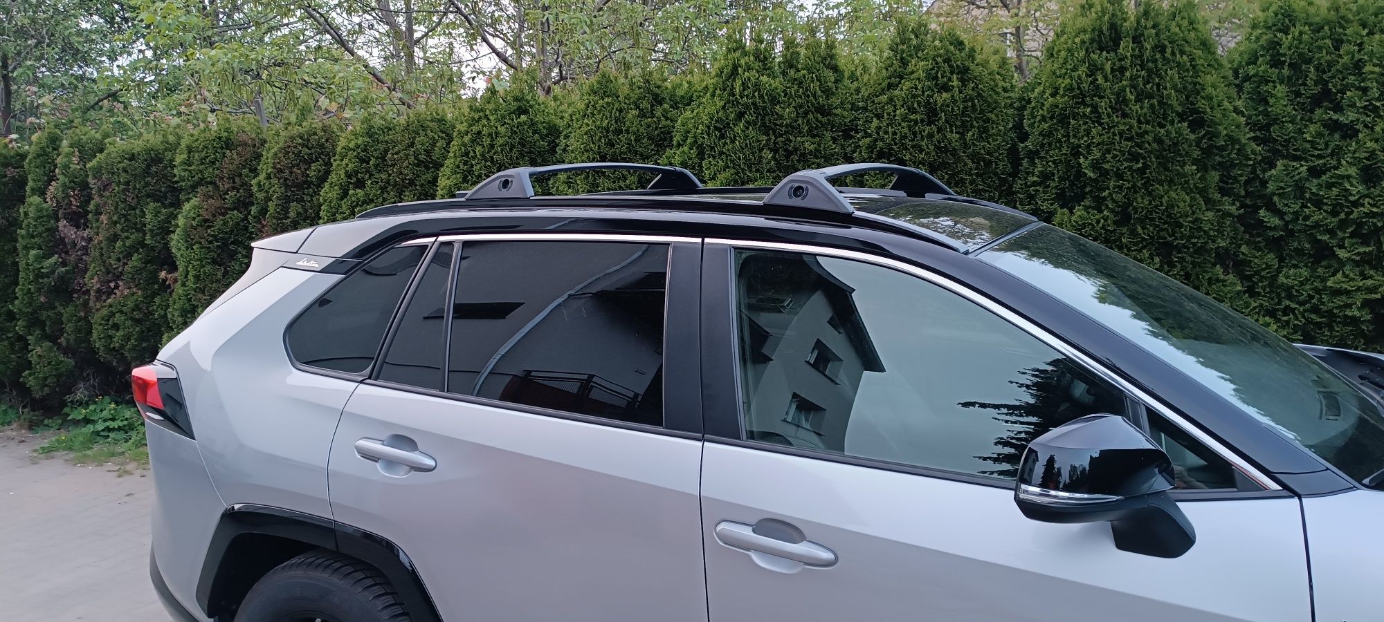 Toyota RAV4 2019 bagažnik dachowy belki poprzeczne idealnie pasują