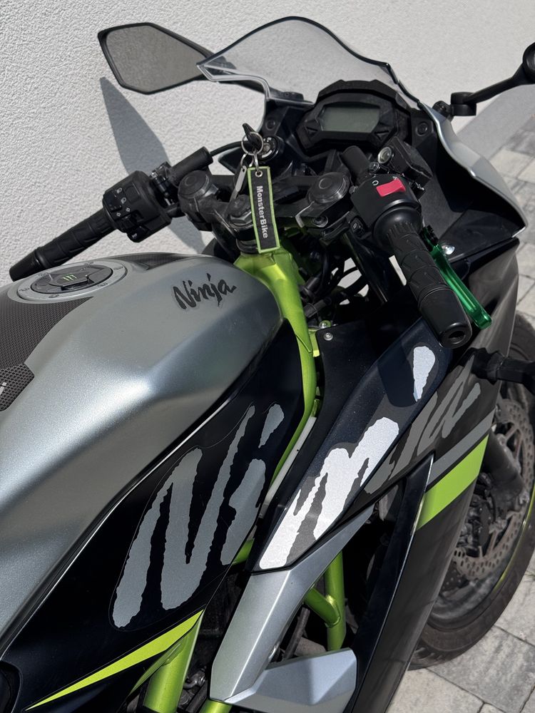 Kawasaki Ninja 125  A1/B Arrow