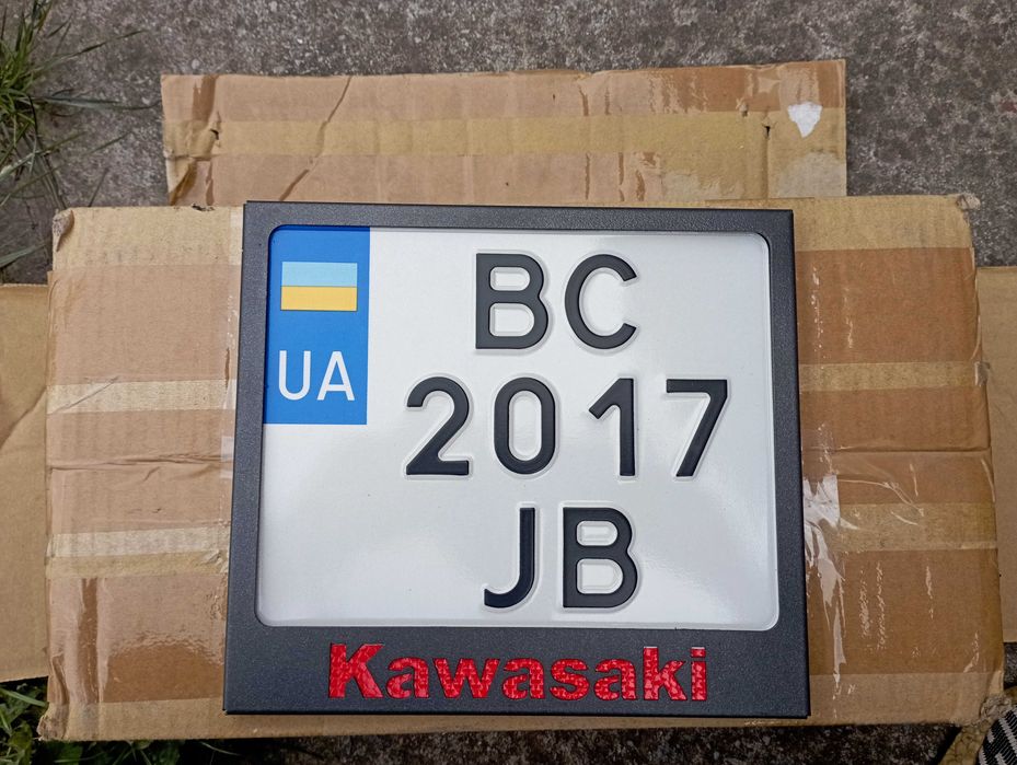 Моторамка,тримач номерного знаку Kawasaki.