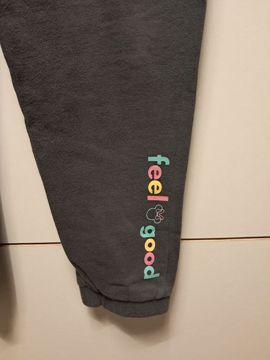 Spodnie dresowe dziewczęce Reserved rozm 152