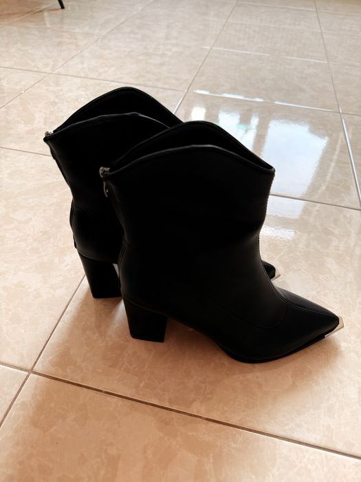 Ботільони жіночі