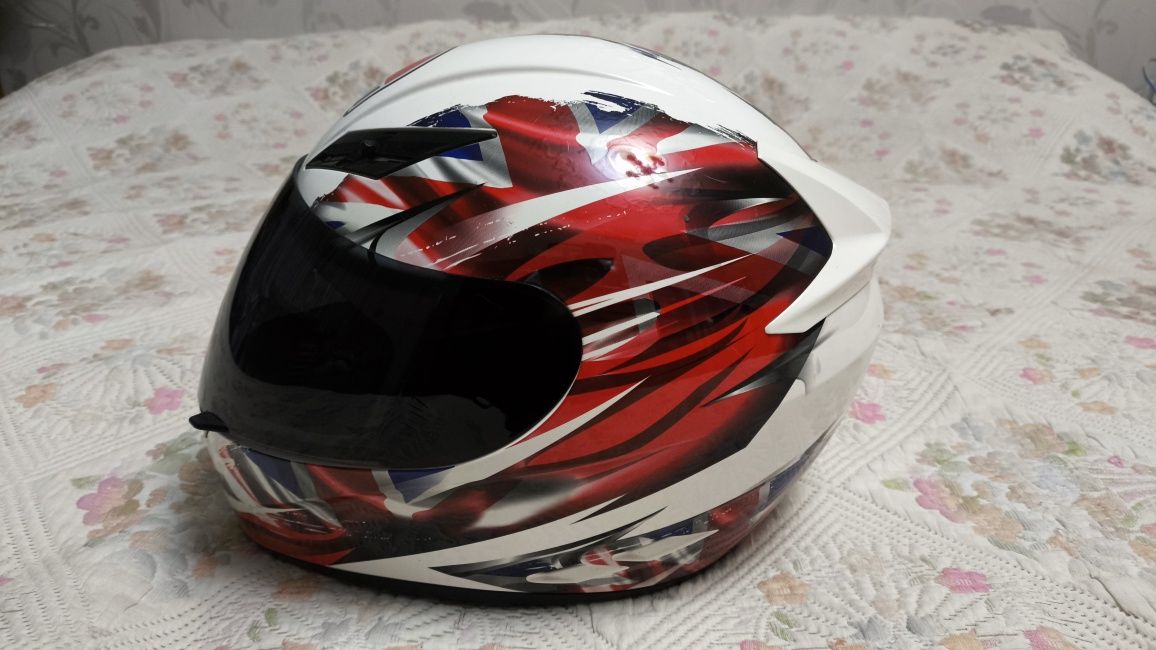 Продам шлем AGV K3 , размер XS, цена 4100 грн.