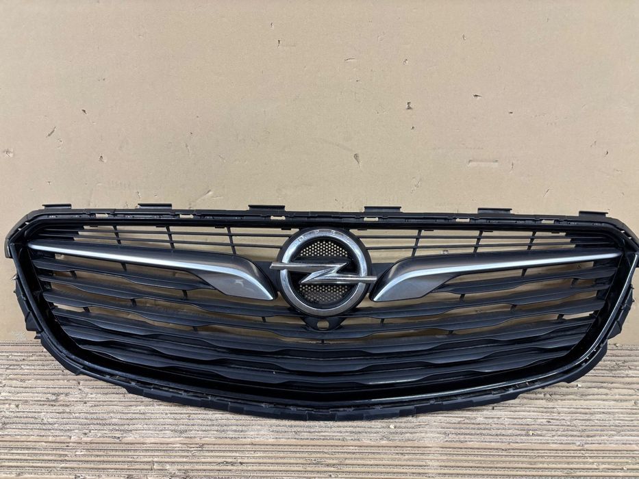 Opel Insignia B grill atrapa