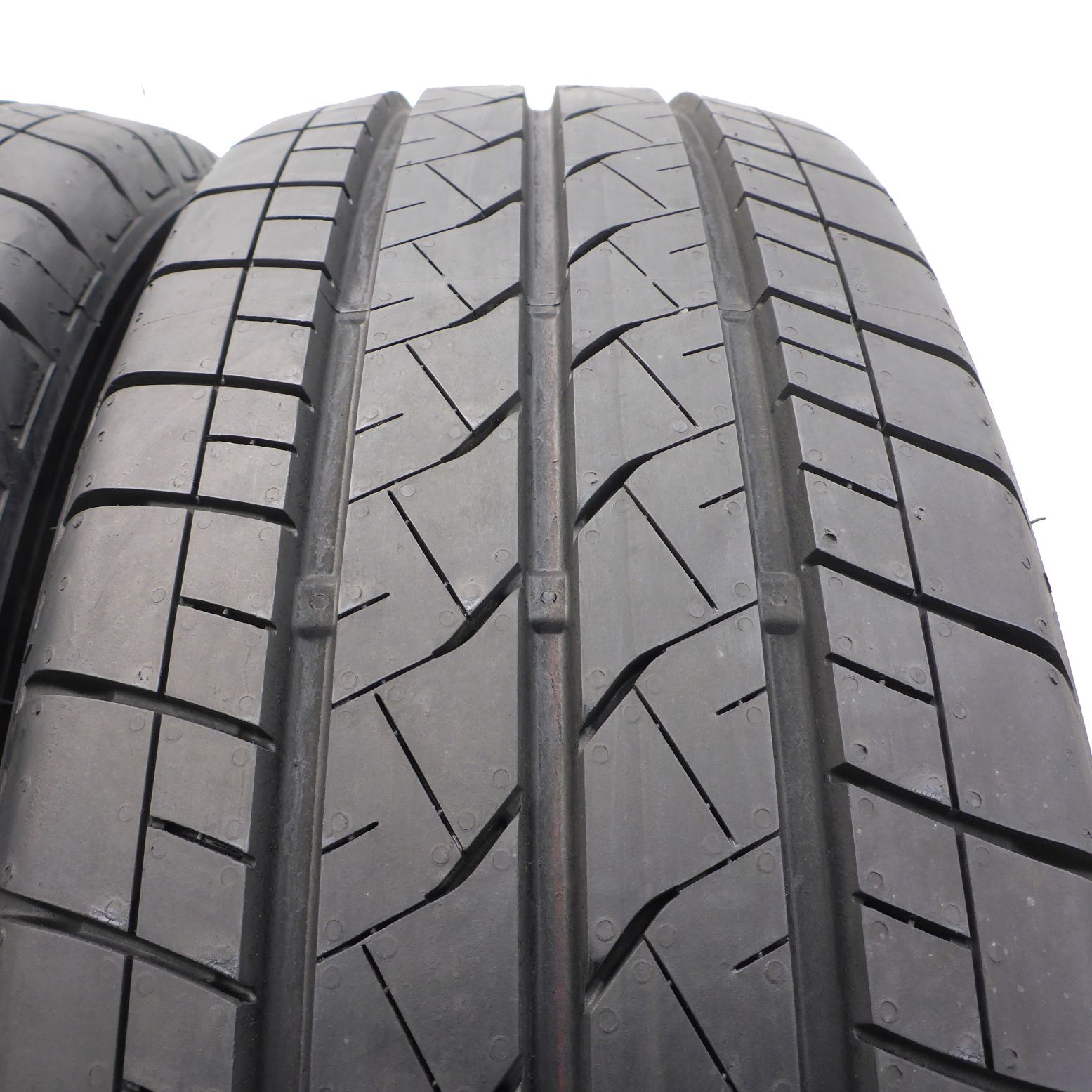 Opony 205/65/16C Bridgestone 205/65R16C 107/105T Letnie 2020 Jak Nowe