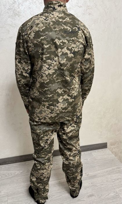 Костюм / Форма Піксель