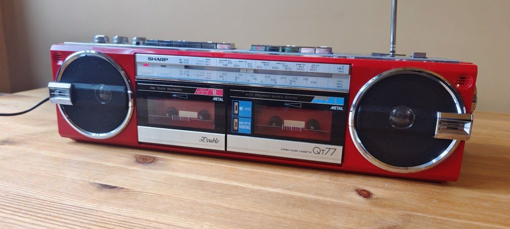 Radiomagnetofon Sharp QT-77 HR