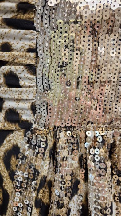 Сексуальне міні  плаття H&M. Відкрита спинка.