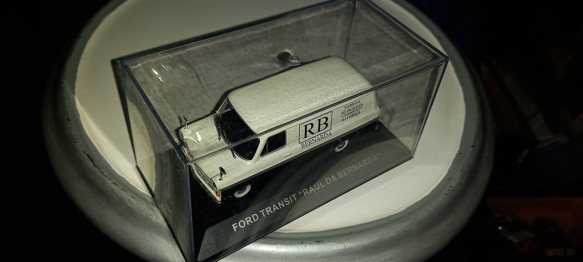 Miniatura Ford Transit, 1/43