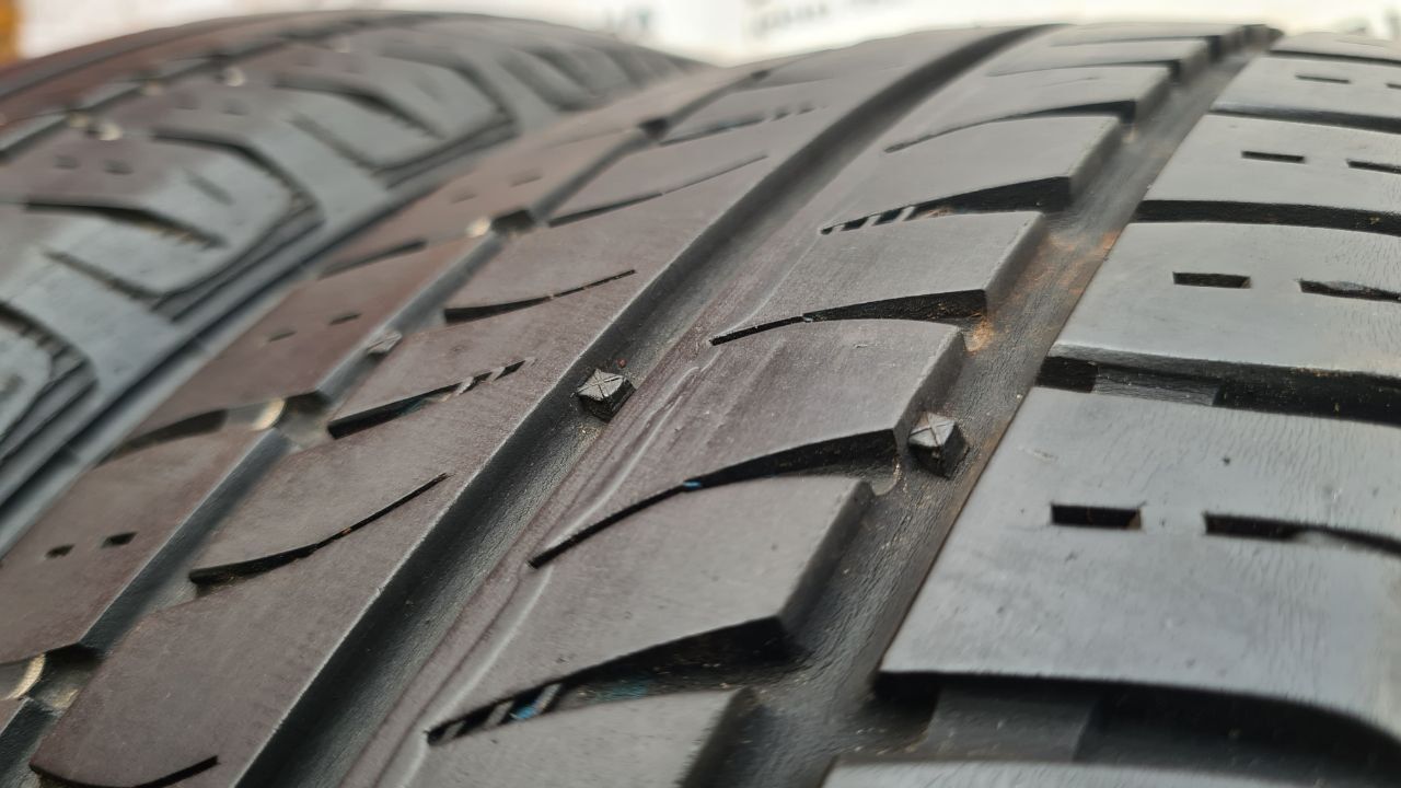Шини 165/70 R 14 Semperit Comfort-Life 2. Літо пара. Колеса склад.