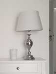 Lampa stołowa srebrno szara
