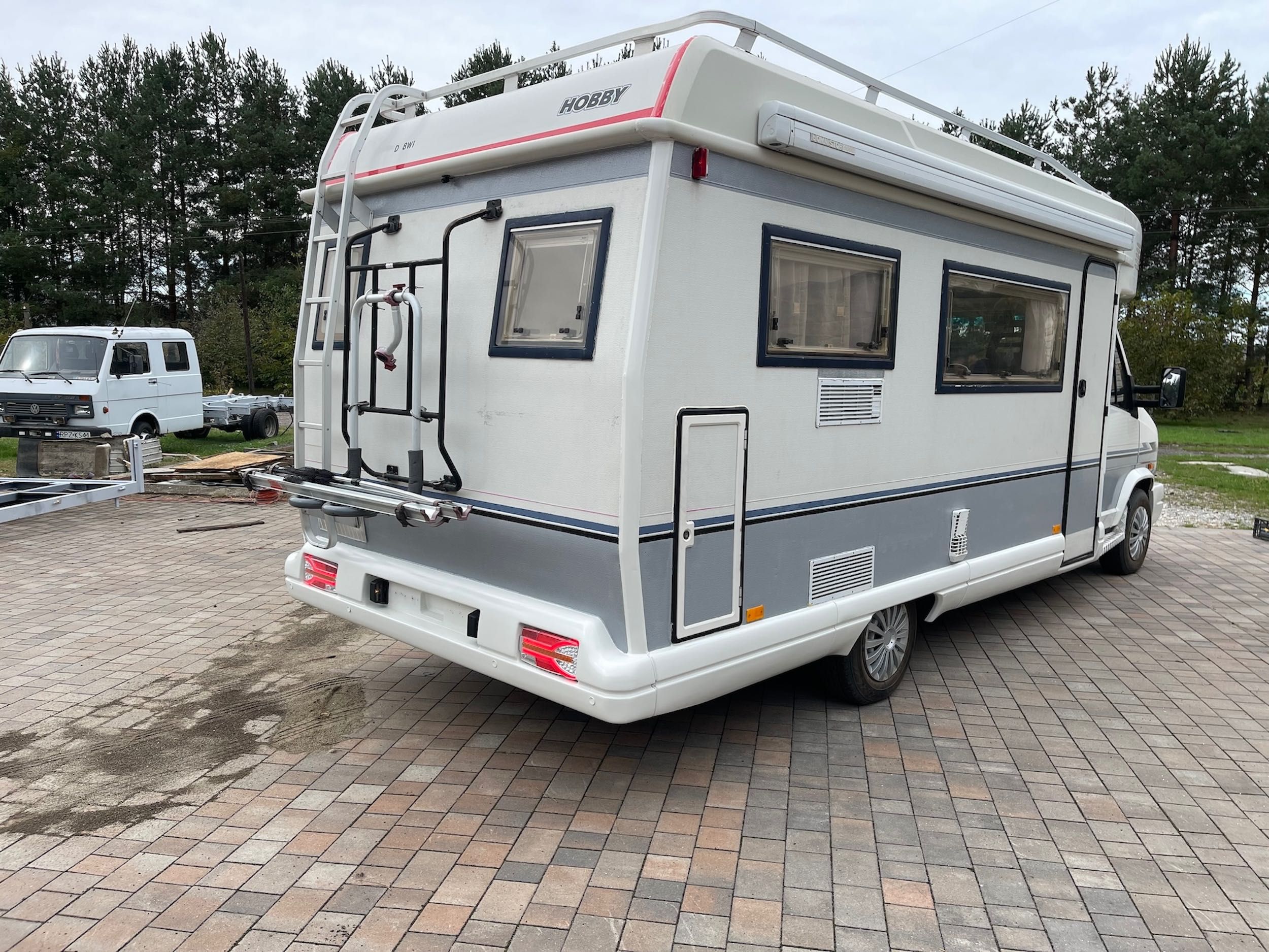 Kamper Peugeot J5