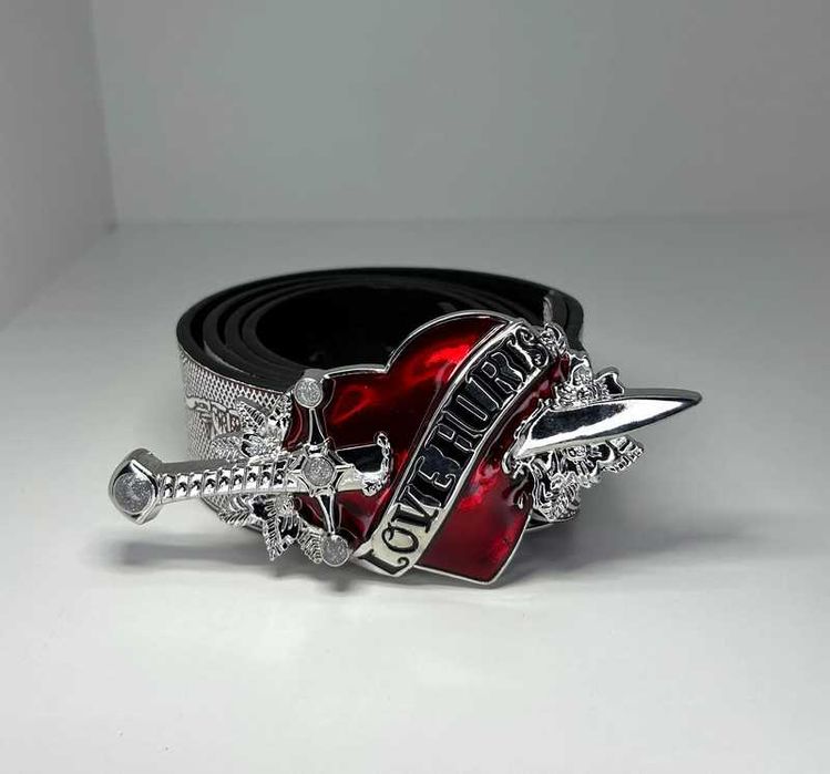 Biały Pasek Retro z Klamrą "Love Hurts" Y2K