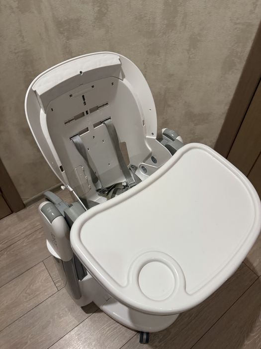 Продам стульчик для кормления peg perego tatamia