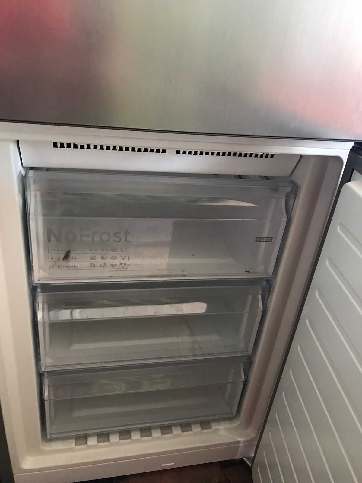 Холодильник BOSCN KGN39VL31E бУ Серебристый, двухкамерный