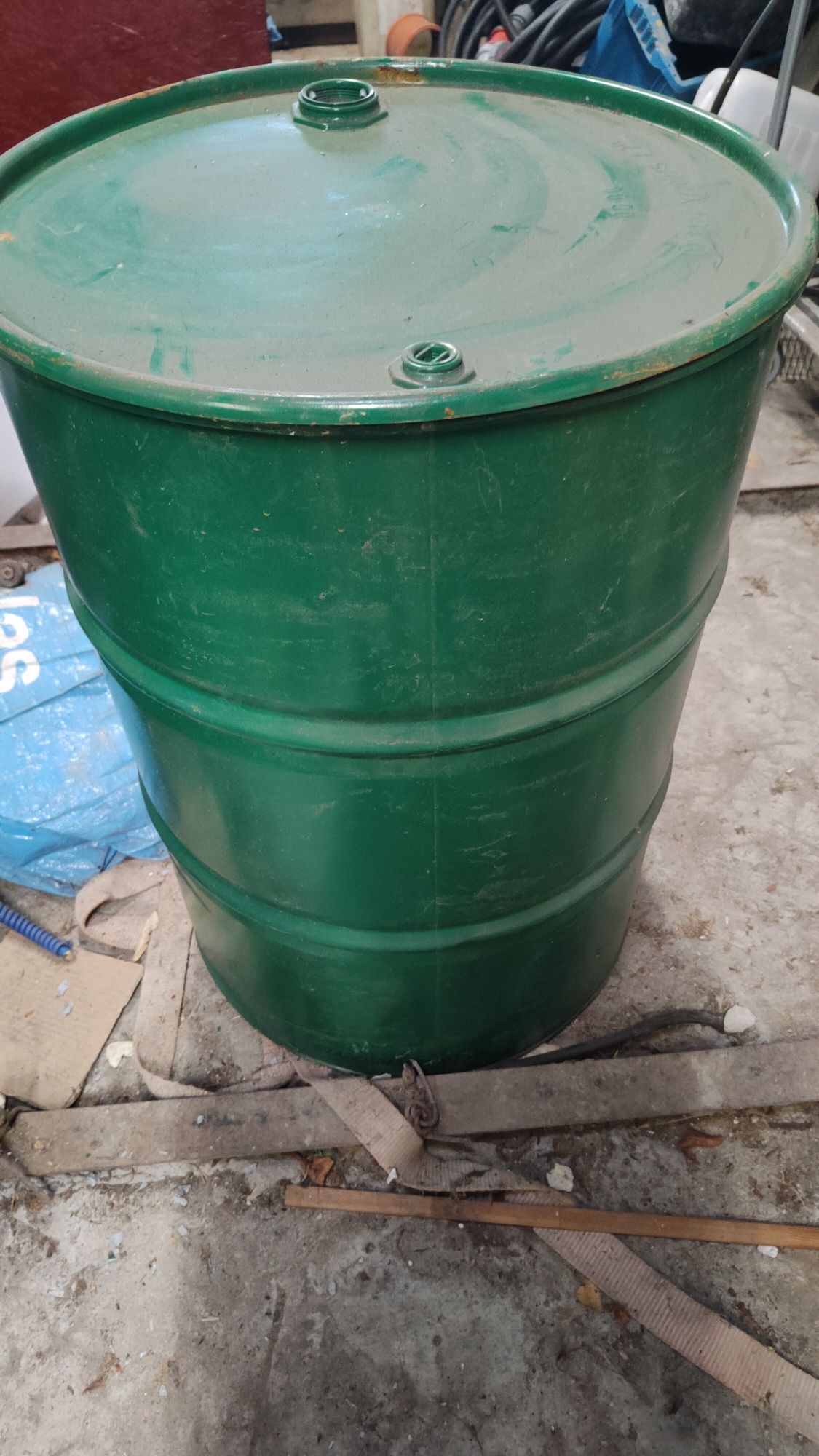 Beczka metalowa 200l
