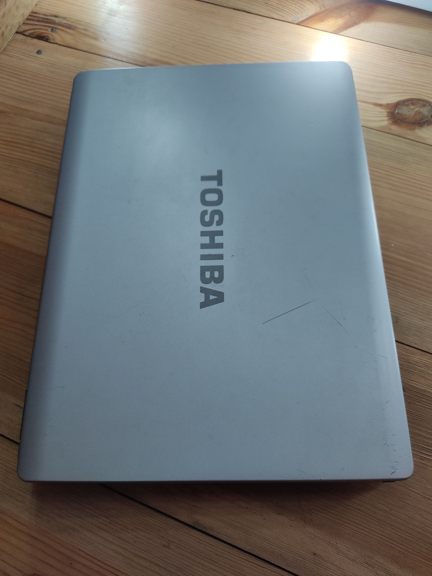 Toshiba Satellite L305d S5974