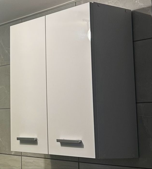 Szafka wiszaca biala połysk