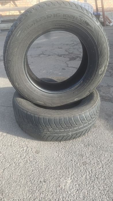 Продам шини r16.