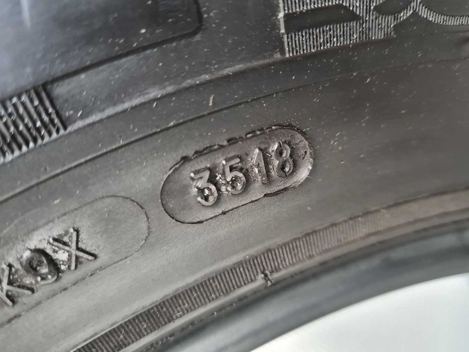 4x MICHELIN AGILIS CAMPING 215/70/15CP 109Q 2x8,5mm 2x7mm 2018 Lato