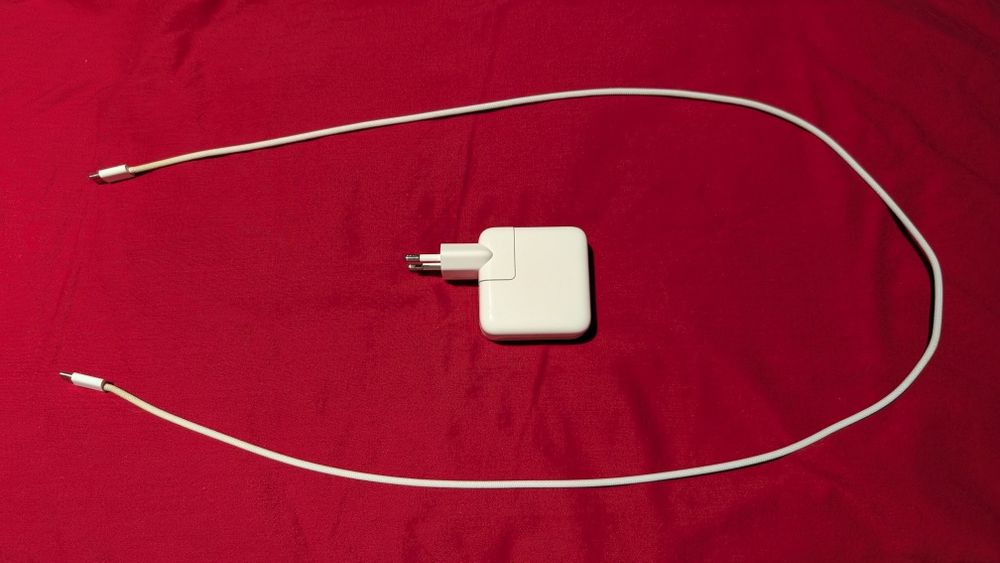 MacBook Air M2 13" (2022), Meia-Noite