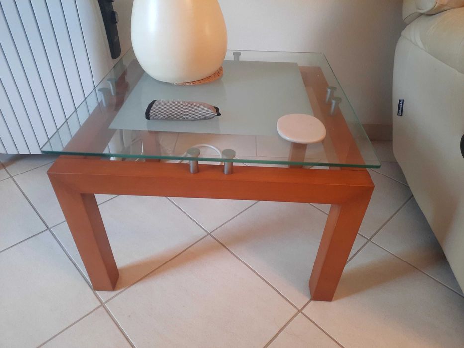 Mesas de apoio e mesa de centro